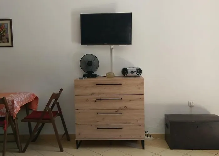 In Einem Dalmatischen Haus In Novigrad-dalmatien Neben Zadar, Mit Klimaanlage Ac *