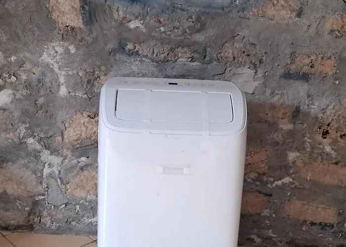 Apartamento In Einem Dalmatischen Haus In Novigrad-dalmatien Neben Zadar, Mit Klimaanlage Ac